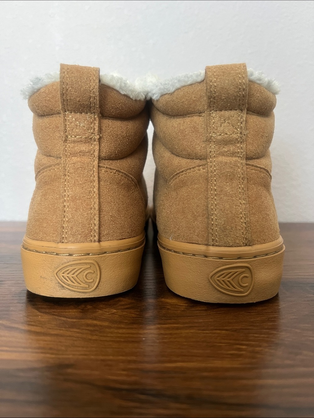 Cariuma OCA Therma Sherpa Lined High Top Sneakers Women's Size 8 Men's Size 6.5 - Picture 10 of 13